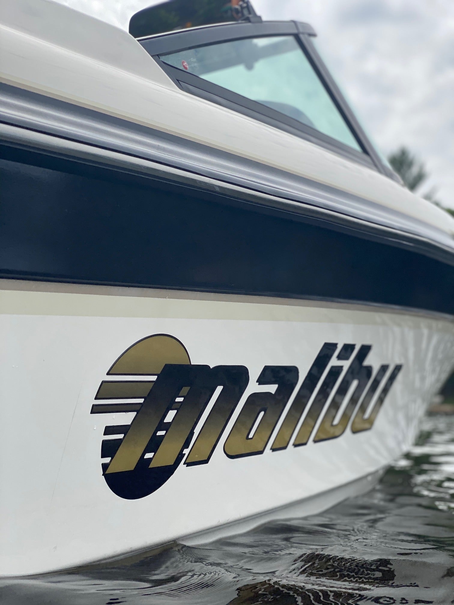 1996-1999 Malibu with Sun Domed Boat Decal, Factory Decal Matched Colors