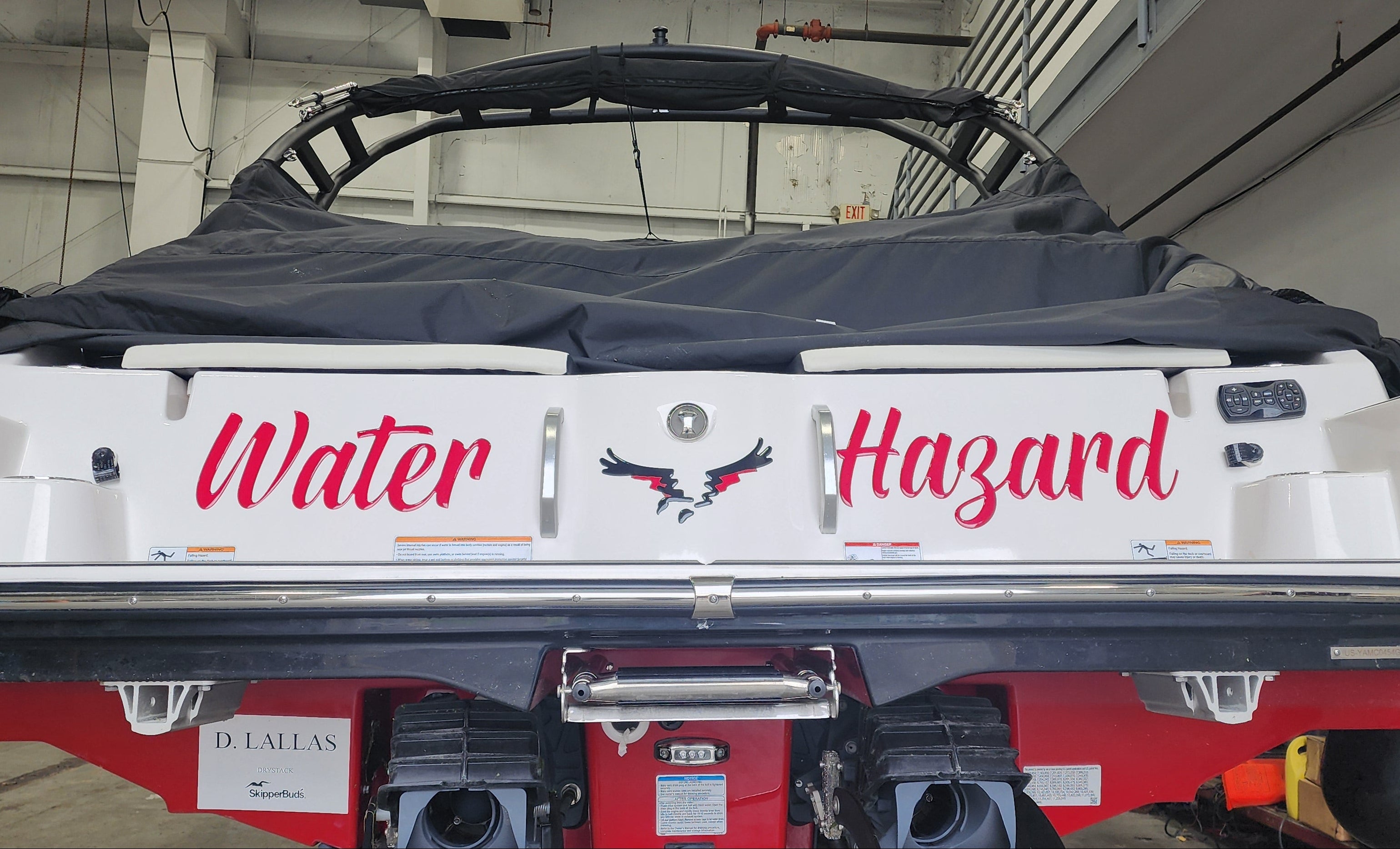 Custom Yamaha boat name by Domed Numbers