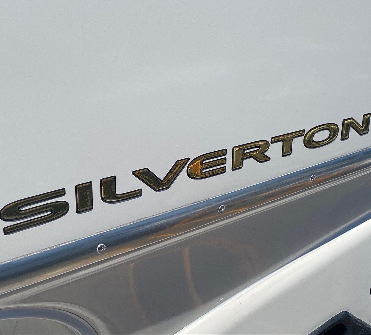 Silverton Yacht Domed Boat Decal by Domed Numbers